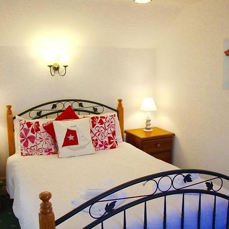 Romantic Flint Cottage On The Suffolk Coast Saxmundham Εξωτερικό φωτογραφία