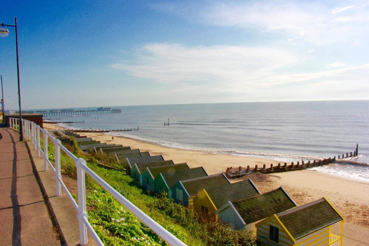 Romantic Flint Cottage On The Suffolk Coast Saxmundham Εξωτερικό φωτογραφία