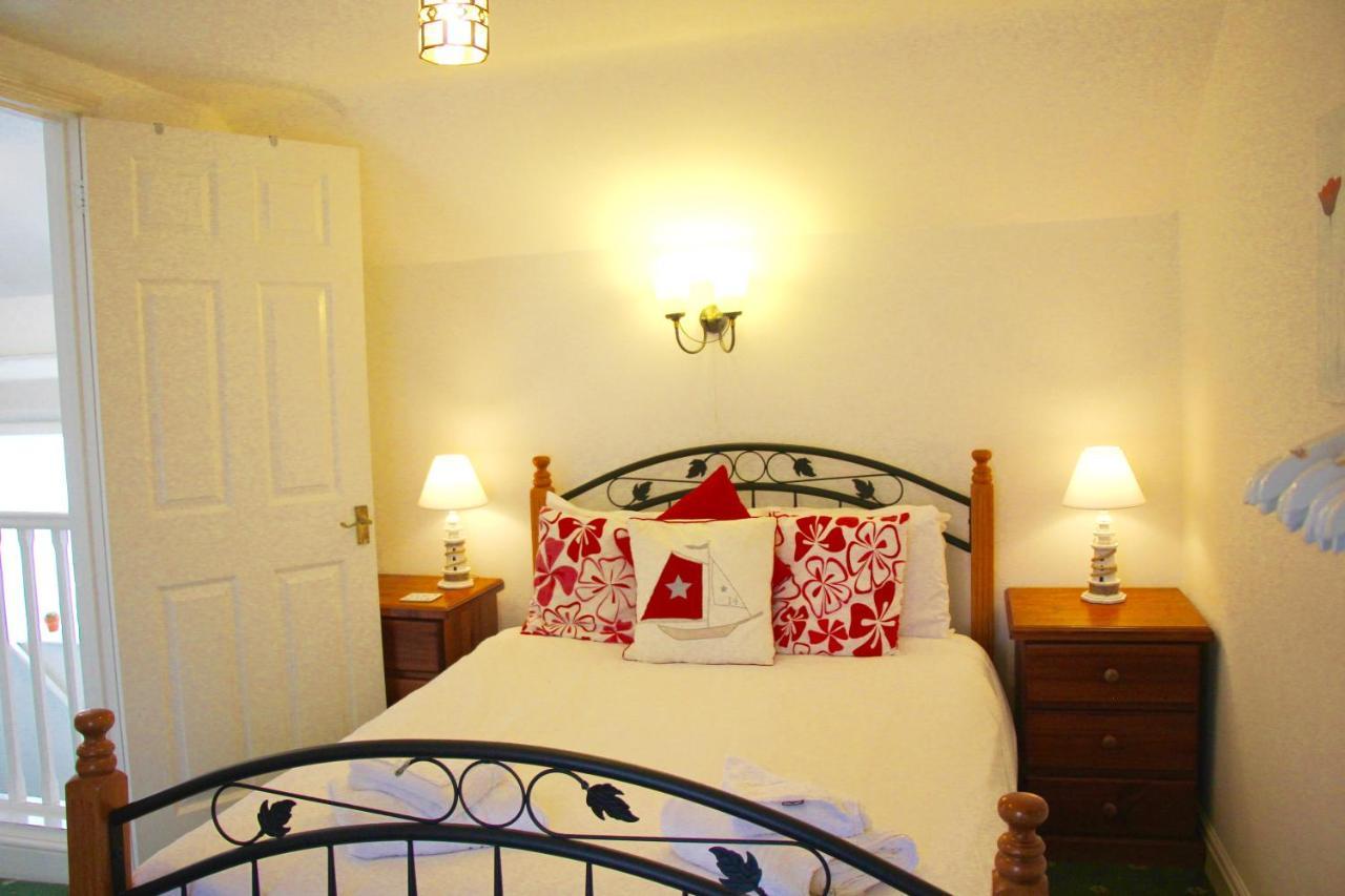 Romantic Flint Cottage On The Suffolk Coast Saxmundham Εξωτερικό φωτογραφία