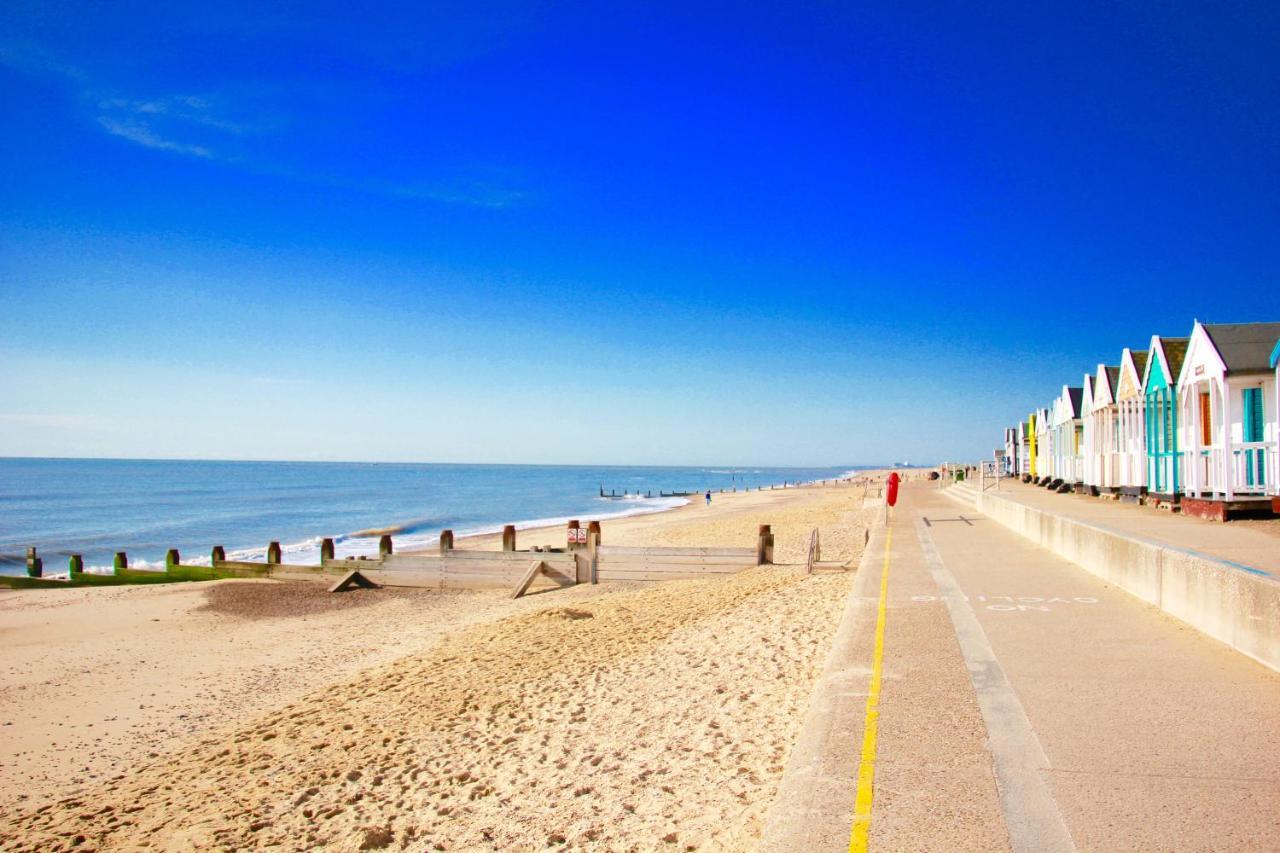 Romantic Flint Cottage On The Suffolk Coast Saxmundham Εξωτερικό φωτογραφία