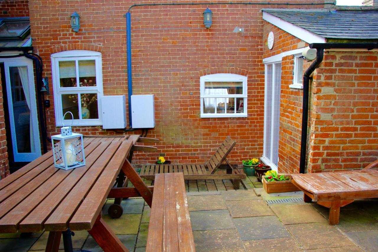 Romantic Flint Cottage On The Suffolk Coast Saxmundham Εξωτερικό φωτογραφία