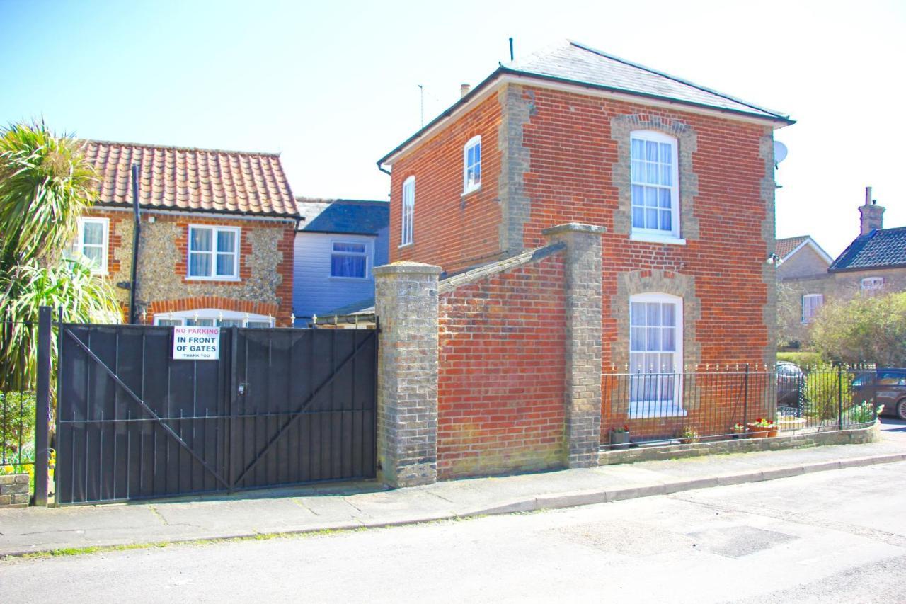 Romantic Flint Cottage On The Suffolk Coast Saxmundham Εξωτερικό φωτογραφία