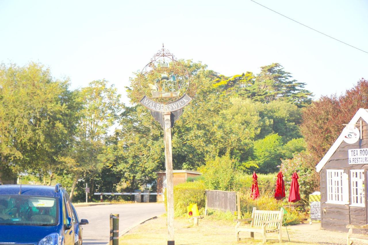 Romantic Flint Cottage On The Suffolk Coast Saxmundham Εξωτερικό φωτογραφία