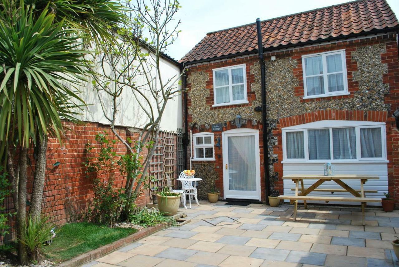 Romantic Flint Cottage On The Suffolk Coast Saxmundham Εξωτερικό φωτογραφία